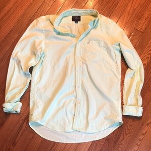 American Eagle men’s green striped button down